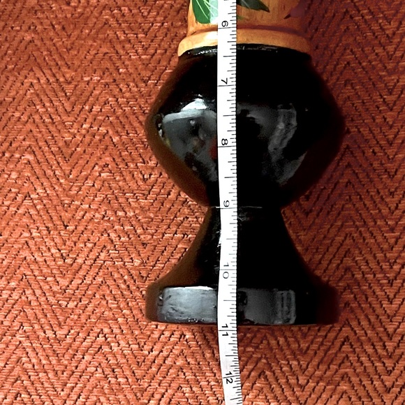 Wooden Hand Turned Hand Painted Scarlet Macaw Vase. - Picture 8 of 9